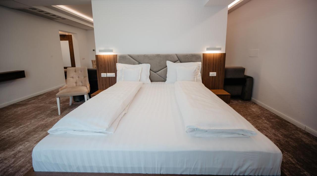 Hotel Ariata Scheia Esterno foto